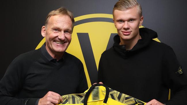 林荣福儿子致信瓦伦股东进行赛季总结，全篇只字不提足球（林荣福之子致信瓦伦股东回顾赛季，通篇避谈足球）