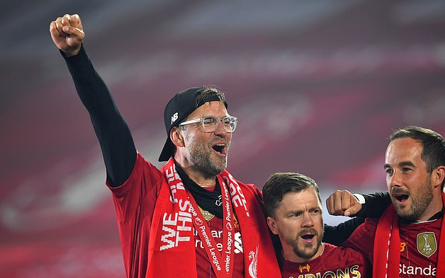 科莫主席：皇马有权回购尼科-帕斯，我们想尽可能长久留住他（科莫主席：皇马握有尼科-帕斯回购条款，我们力争让他尽可能久地留队）