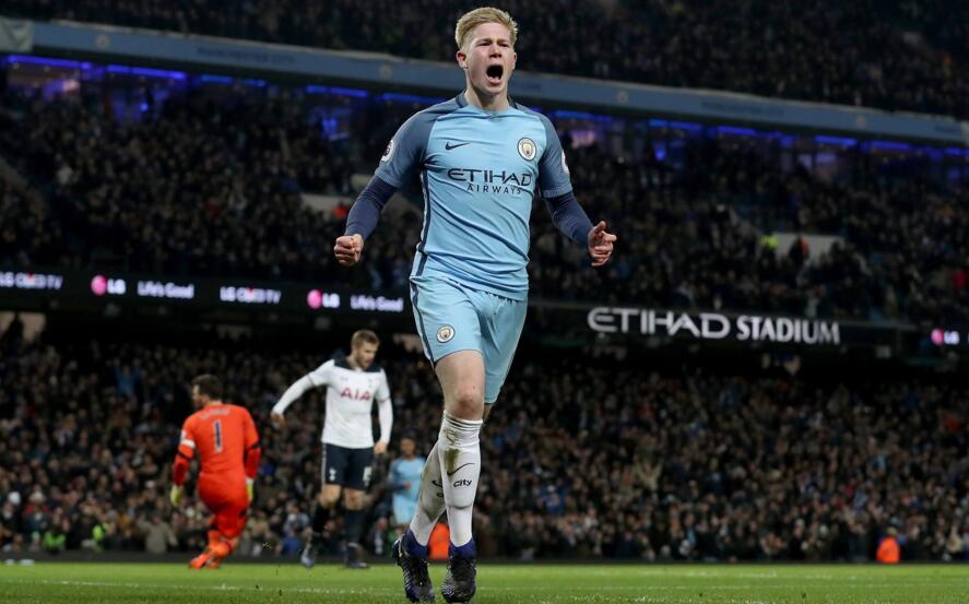 拜仁因球迷燃放烟火被罚，欧冠主场部分看台关闭（因球迷燃放烟火受罚，拜仁欧冠主场部分看台关闭）