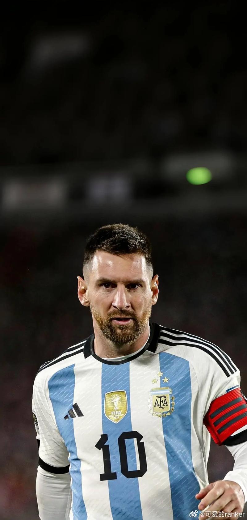 加斯佩里尼烦恼，罗马面临考验，一月魔鬼赛程，冬窗引援势在必行（魔鬼一月压境，加斯佩里尼犯难；罗马迎大考，冬窗补强刻不容缓）