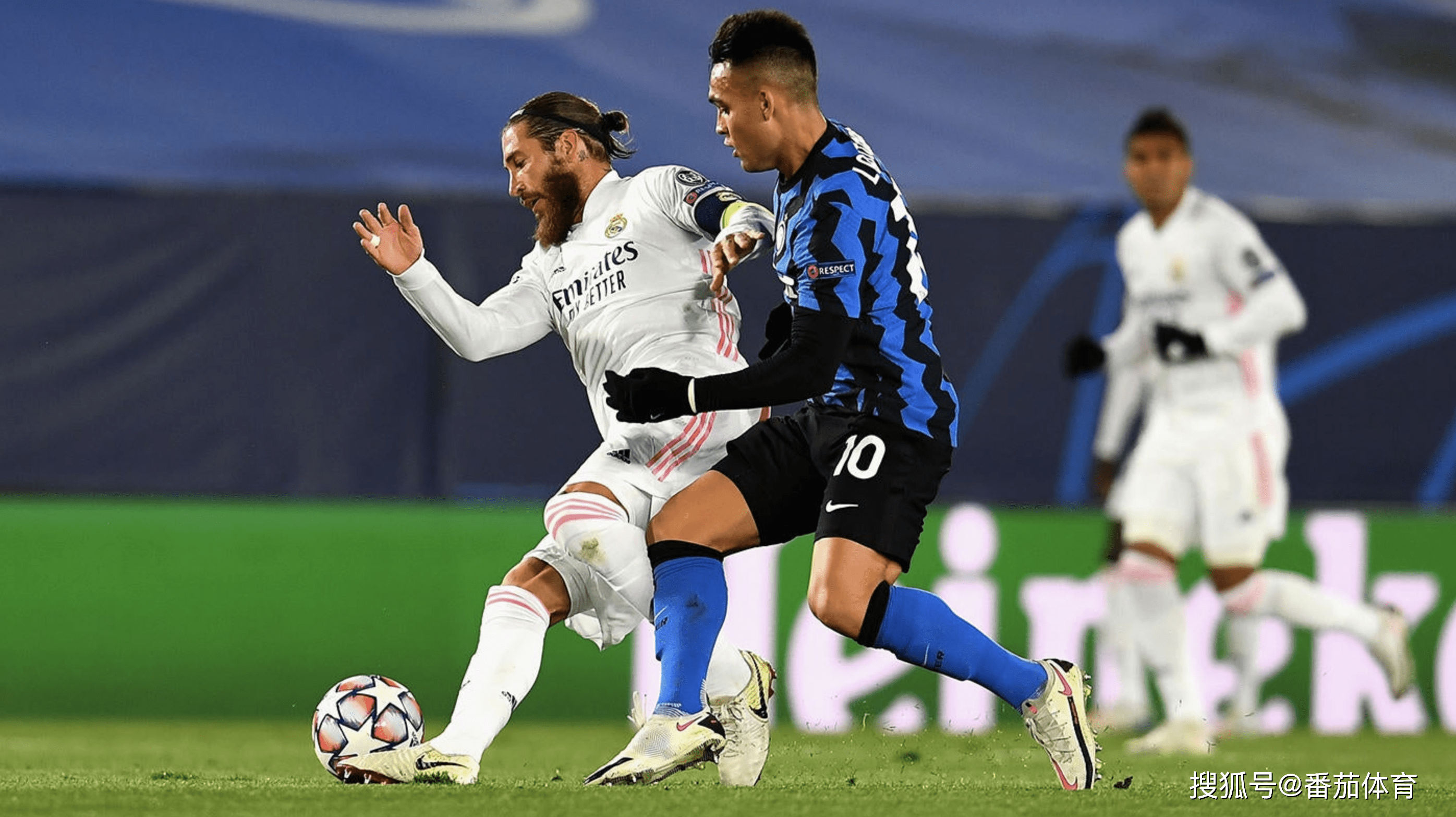 上一次对阵安哥拉：梅西斯卡洛尼替补登场，阿亚拉百场（上回对阵安哥拉：梅西、斯卡洛尼替补出场，阿亚拉达成百场里程碑）